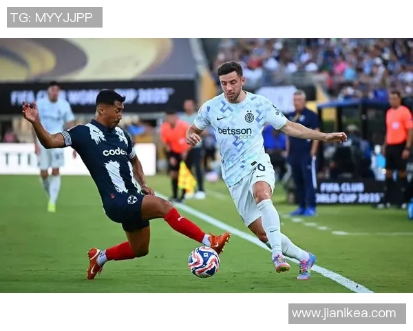 欧冠18决赛激情对决马德里竞技挑战尤文图斯能否逆袭晋级